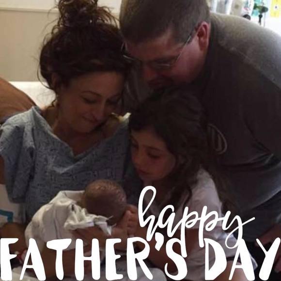 Meet your Posher, Tara - Picture 1 of 1